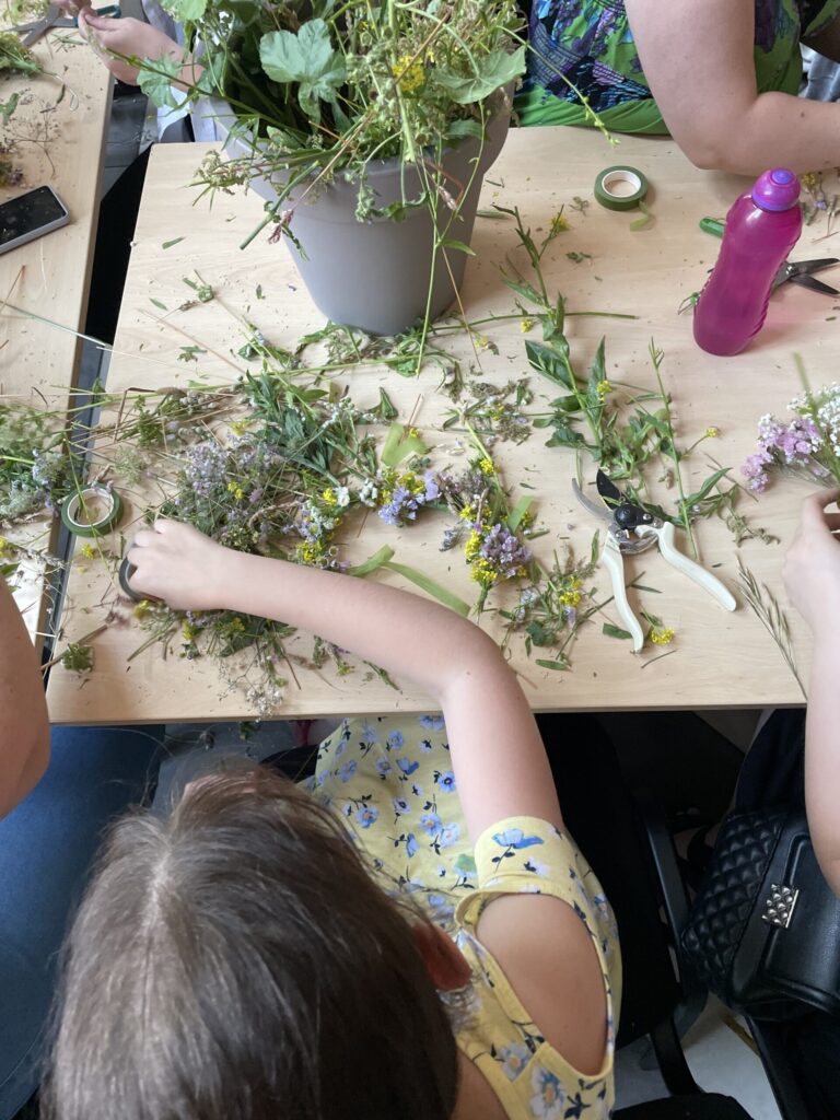Tworzenie wianków.